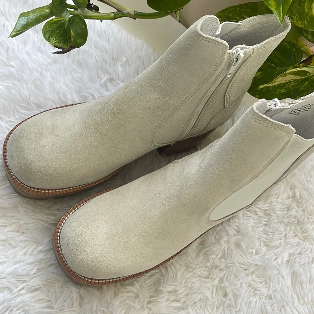 - Jeffrey Campbell Preston Boot Size 10 M